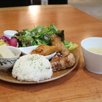 PONO CAFE - 