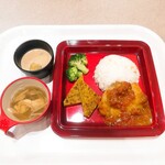 JICA関西 - 月替りのエスニック料理（インドネシア料理のプレート）