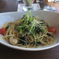 ザ　ジュエルズ - ホタテと鶏肉和風パスタ(1,210円内税)