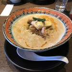 麺創 なな家 - 猪とエビらー油のお正月担々麺 980円（+麺大盛 150円）