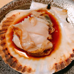 北海道料理 積丹 - ホタテ焼き