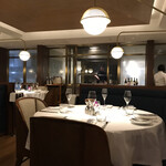 キングダム - 店内