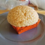 ブーランジェリーランプパティスリーシオン - メロンパン130円
