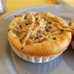 ブーランジェリーランプパティスリーシオン - GO BO U 180円