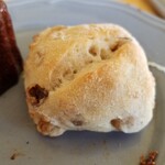 ブーランジェリーランプパティスリーシオン - プチマカダミア80円