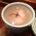 さくらの花の蕎麦湯