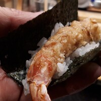 天婦羅 みやしろ - 天むす風な天ぷらの海苔巻き