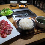 精肉店直営 焼肉定食 やまと - はらみ定食