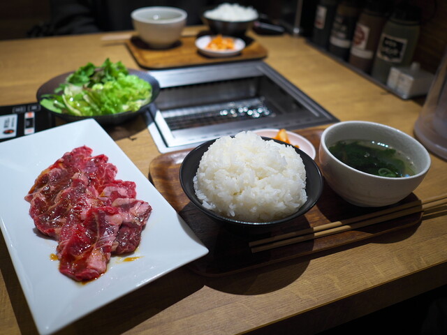 精肉店直営 焼肉定食 やまと 吉祥寺店 吉祥寺 焼肉 食べログ