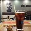 라코 나 마타타 - ドリンク写真:アイスコーヒーとプレッツェル