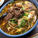 らーめんしょっぷ 中吉 - 牛すじラーメン