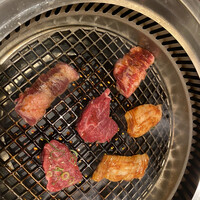 肉匠 牛虎 西中島店 - 