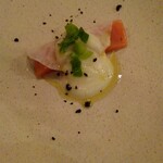 FRUTTO - ①北海道産の桜鱒、蕪のラビオリ仕立て