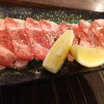 肉処 でべそ - 