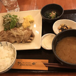 私のごはん屋さん ドン ムニュ - 生姜焼き定食