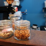 genuine - カウンター