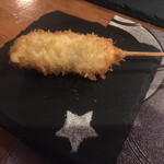 ステラ - 豚ヒレは恐竜がいた時代の地層から取れたという稀少な塩で（塩味が後から来るマイルドなしお）