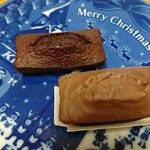 アンリシャルパンティエ - 奥チョコフィナンシェ、手前ダブルチョコフィナンシェ