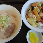 台灣料理鴻福源 - 料理写真:とんこつラーメンと中華飯  全部食べると超満腹です