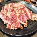 元氣七輪焼肉 牛繁 - 