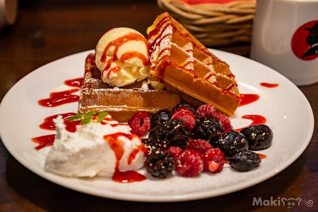 閉店 R L Waffle Cafe 東京駅グランルーフ店 エール エル ワッフル カフェ 東京 カフェ 食べログ 閉店 R L Waffle Cafe 東京駅グランルーフ店 エール エル ワッフル カフェ 東京 カフェ 食べログ