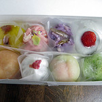 一太郎 - ４月の和菓子８個で１０２０円
