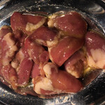 塩ホルモン 周吾 - とりハート♬
      処理が素晴らしく､絶妙な
      塩加減でとても美味♡