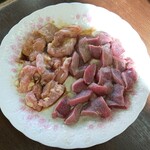 よし兵衛 - せせり1人前と砂肝2人前