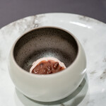 プレゼンテ スギ - 2020.2 フォアグラと苺（フォアグラ生クリーム 千葉産とちおとめを窒素ガスで泡状に 千葉産小豆と佐倉の糯米）