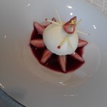 ベージュ アラン・デュカス 東京 - 