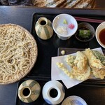 蕎麦 美酒 健肴 佳蕎庵 - 二八と天ぷらのセット