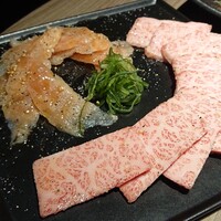 焼肉SEJONG 錦店 - 薄切り上ミノと炙り上ロース