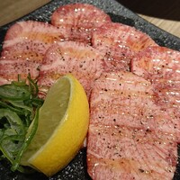 焼肉SEJONG 錦店 - 上塩タン