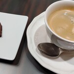 ショコラティエ パレ ド オール - コーヒーも美味しい