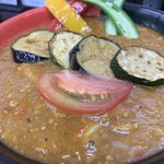 極楽うどん TKU - 夏野菜のキーマカレーうどん（小ライス付き）（￥910）