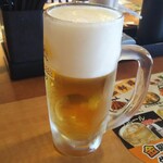 久兵衛屋 - 泡だらけの生ビール