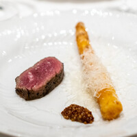 La Brianza - サカエヤの鹿児島県黒毛和牛31日熟成サーロイン ホワイトアスパラガスのフリット