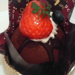 シャノワール 東大阪店 - チョコムースのケーキ
