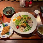 日本百貨店さかば - サラダランチプレート