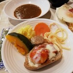 三井ガーデンホテル岡山 - 蒸し物、ニョッキのトマトソース煮、カレーソース