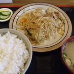 糸仲 - 焼きそば定食