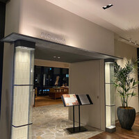 MIDO RESTAURANT PIC NIKA - 