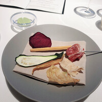 ベージュ アラン・デュカス 東京 - 