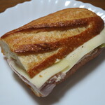 シャポー ド パイユ - 自家製ハムとエメンタールチーズ