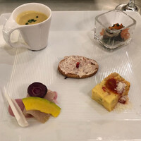 アマルフィイ・モデルナ - 