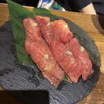 焼肉酒場ともさんかく - 