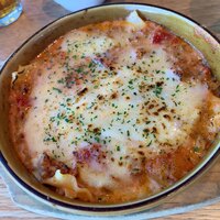ウォルプタス 東京駅グランルーフ店 - ランチ特製ラザニア