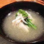 カモシヤ クスモト - アイナメのカブラスープ