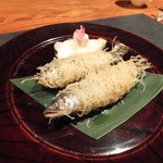 カモシヤ クスモト - 稚鮎の揚げ物