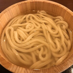 Marugame Seimen - 並盛りにしては麺量多い